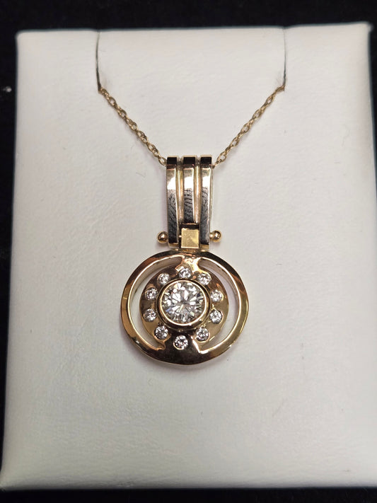 14K Gold Pendant 0.56ct Round Diamond 6.1g