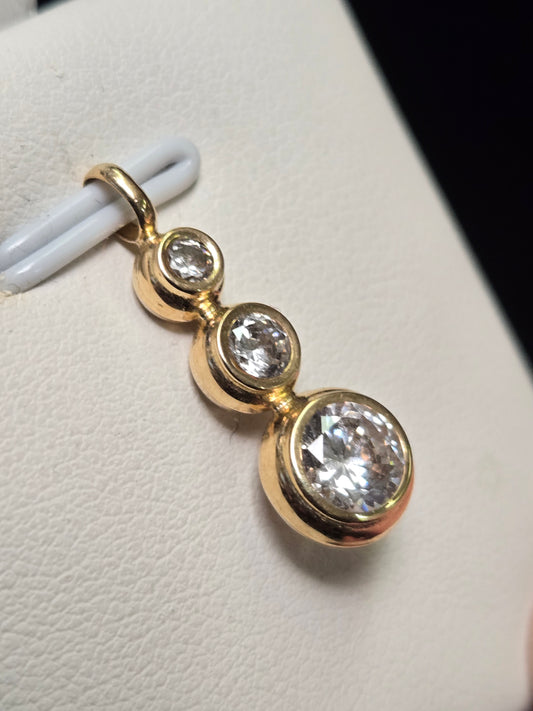 14K Gold Pendant Round Cubic Zirconia 1g