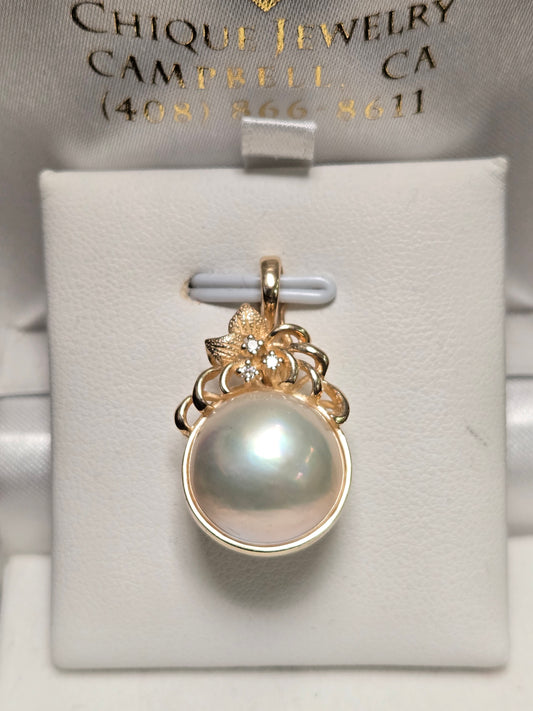 14K Gold Pendant Round Pearl 5.1g