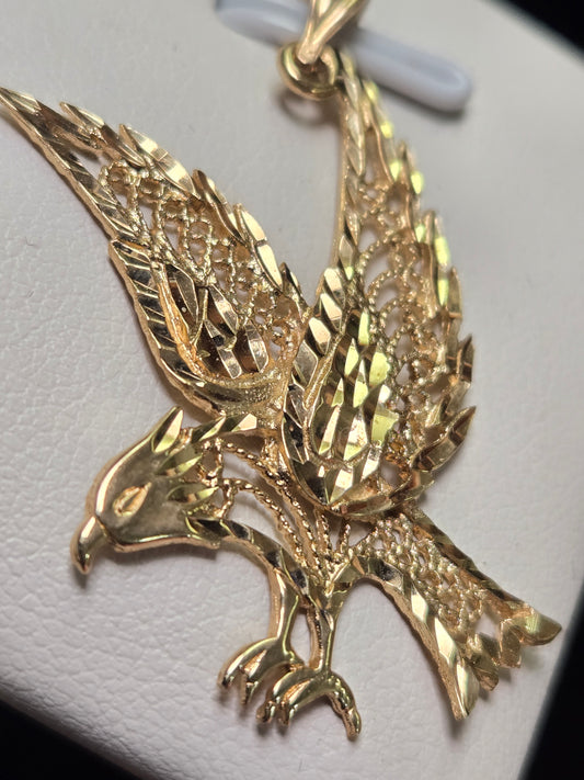 14K Gold Filigree Falcon Pendant 2.7g