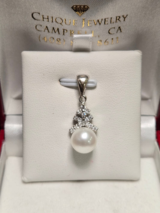 18K White Gold Pendant Round South Sea Pearl 3.7g