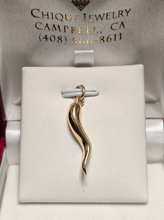 14K Gold Pendant 3.4g
