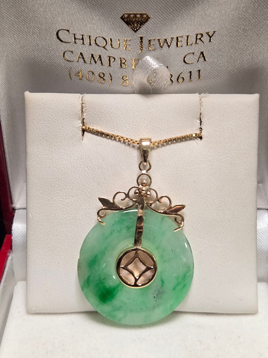 14K Gold Pendant Donut-Cut Jade 4.4g