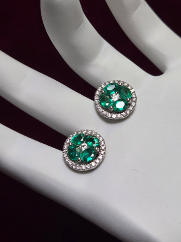 18K White Gold Stud Earrings 2ct Oval-Cut Emerald Push Back 3.8g