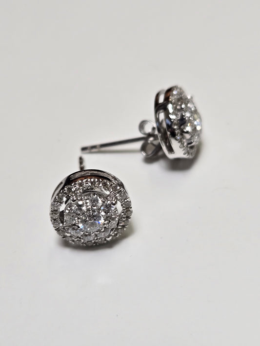 18K White Gold Cluster Stud Earrings 0.8ct Round Diamonds 2.4g