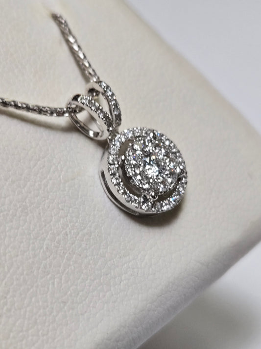 18K White Gold Cluster Pendant 0.41ct Round Diamonds 1.5g