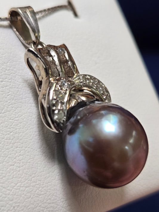14K White Gold Pendant Round Peacock Pearl 6g