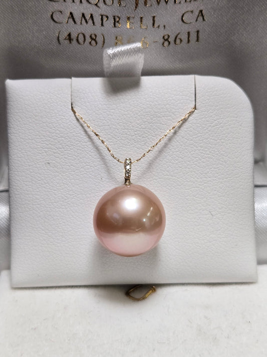 14K Gold Pendant Round Peach Pearl 4g