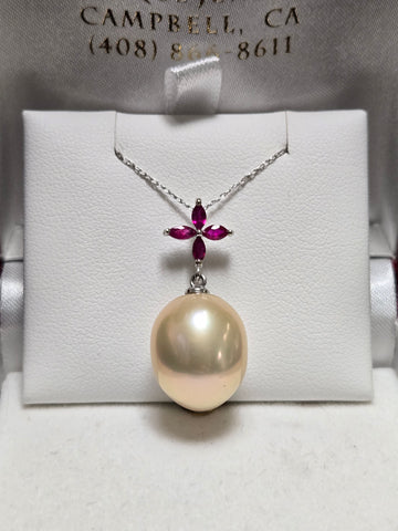 14K White Gold Pendant Oval-Cut Pearl 4.7g