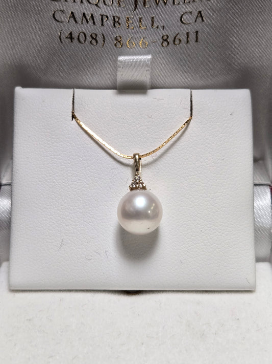 14K Gold Pendant Round Freshwater Pearl 1.4g