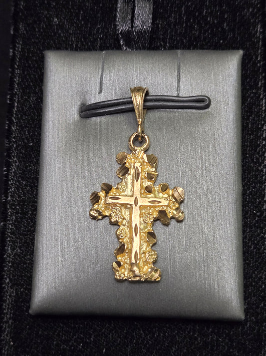 10K Gold Cross Pendant 3.1g