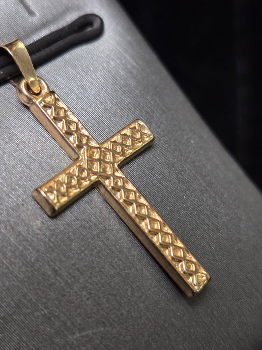14K Gold Cross Pendant 0.7g