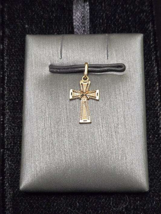 14K Gold Cross Pendant 0.5g