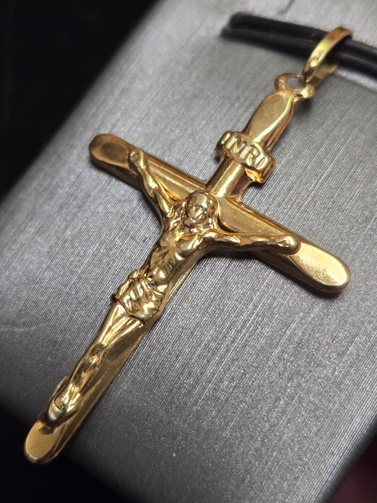 18K Gold Crucifix Pendant 1.5g