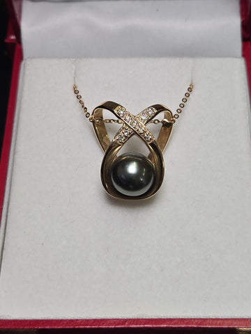 14K Gold Slip Pendant Round Tahitian Pearl 5.7g