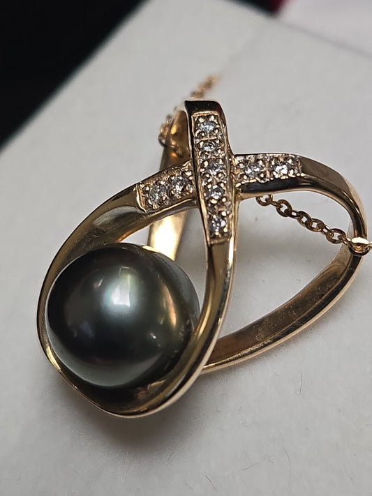 14K Gold Slip Pendant Round Tahitian Pearl 5.7g