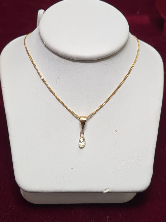 14K Gold Curb Chain Pendant Necklace 16" 0.26ct Briolette Diamond 1.3g