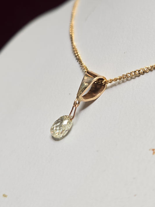 14K Gold Curb Chain Pendant Necklace 16" 0.26ct Briolette Diamond 1.3g