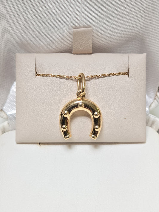 18K Gold Horseshoe Pendant 1.1g