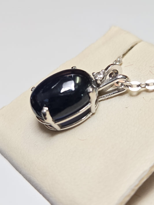 14K White Gold Pendant 5.2ct Oval blue Sapphire 1.7g