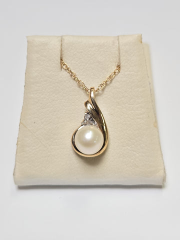 10K Gold Pendant Round Pearl 1g