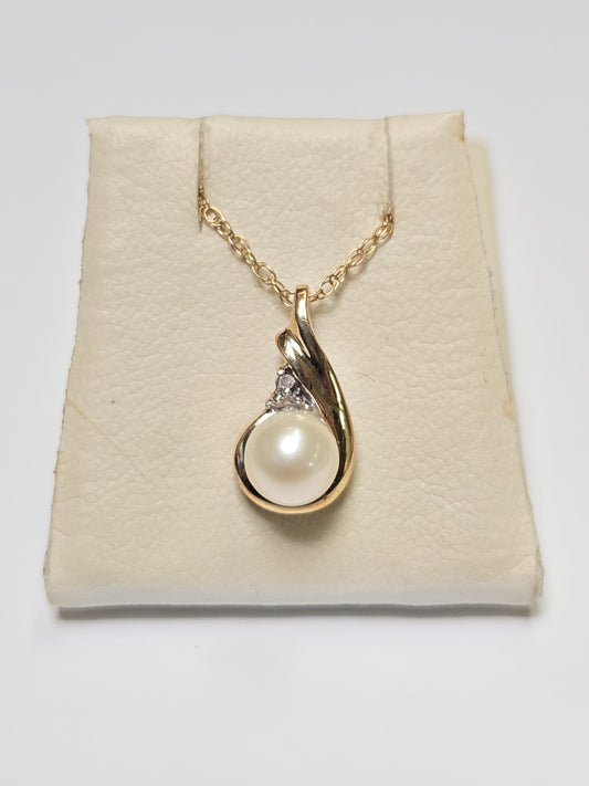 10K Gold Pendant Round Pearl 1g