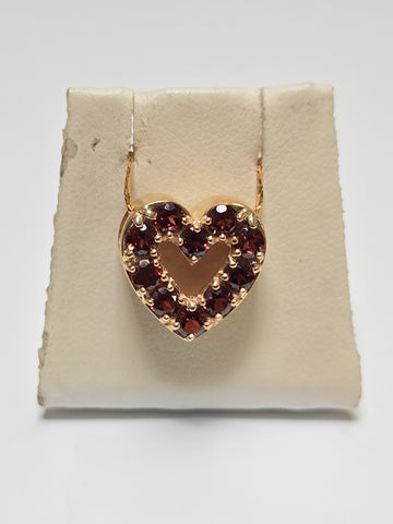 14K Gold Heart Pendant 1ct Round Garnets 2.3g