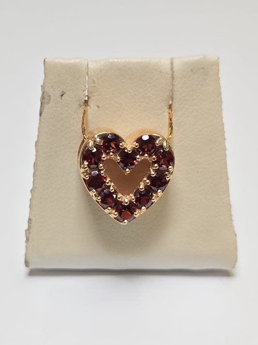 14K Gold Heart Pendant 1ct Round Garnets 2.3g