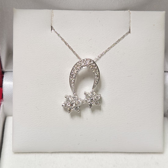 14K white gold pendant with 0.44ct round diamond, featuring elegant design from Chique Jewelry.