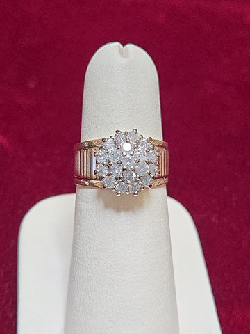 14K gold cluster ring with 0.75ct round diamonds from Chique Jewelry, featuring a stylish design and 5.9g weight.