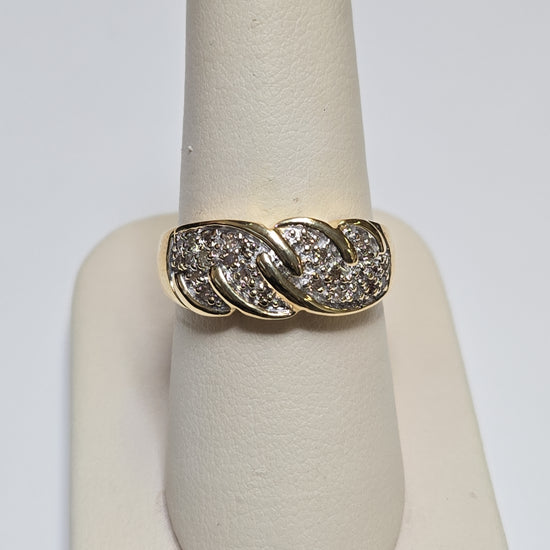 10K gold ring with 0.33ct round diamonds, crafted by Chique Jewelry, showcasing a elegant design and sparkling gemstone accents.