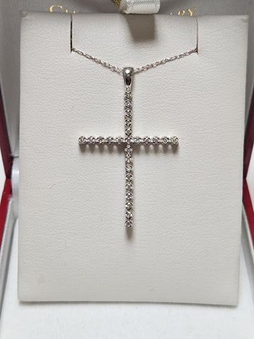 14K white gold cross pendant with 0.25ct round lab-created diamonds, weighing 1.6g, from Chique Jewelry.