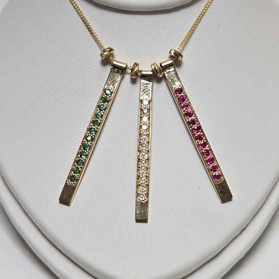 14K gold diamond cut curb chain pendant necklace with 0.3ct lab-created diamonds from Chique Jewelry, weighing 3.9 grams