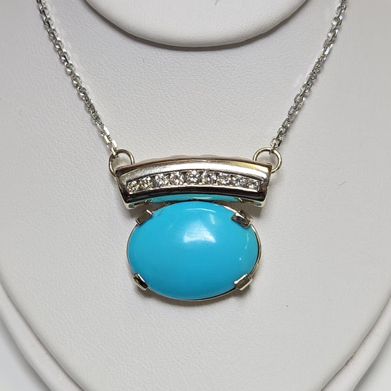 14K white gold cable chain necklace with turquoise pendant, diamond cut design, 7.5 carats, from Chique Jewelry.