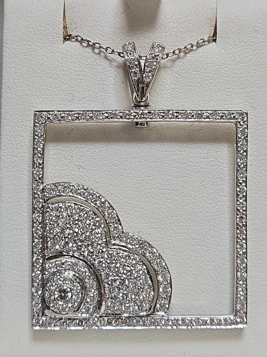 18K white gold pendant with 3ct round diamonds from Chique Jewelry, showcasing a elegant jewelry design.