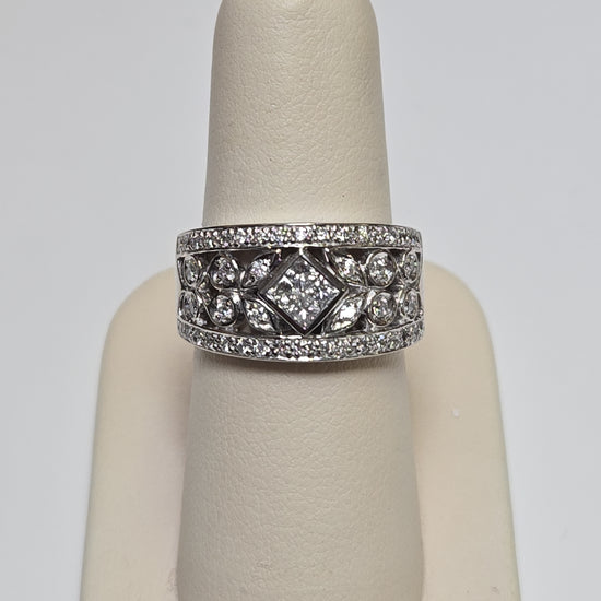 14K white gold ring with 0.33ct princess-cut diamonds, designed by Chique Jewelry, featuring a sleek and elegant style.