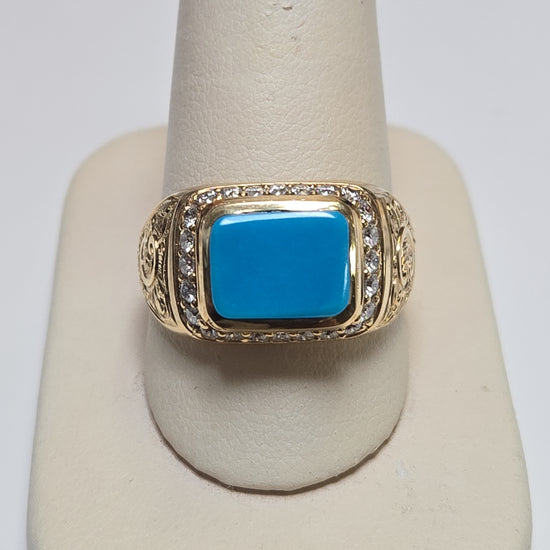 18K gold ring featuring a rectangular Persian turquoise gemstone, crafted by Chique Jewelry.