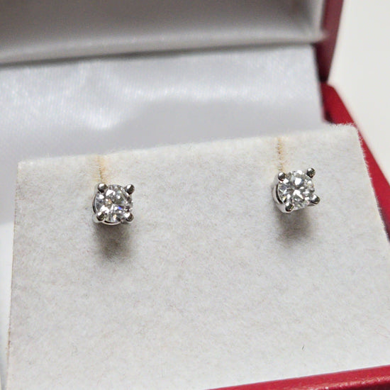 14K white gold stud earrings with 0.3ct round lab-created diamonds from Chique Jewelry, showcasing elegant jewelry design.
